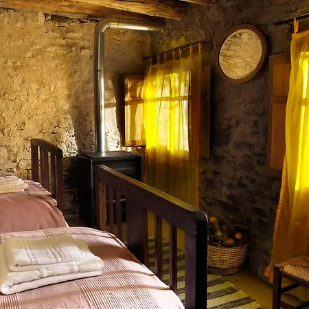 La Pegatera. Masia Envoltada De Bosc Ideal Per A Desconnectar