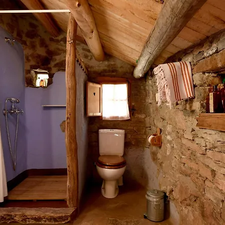 La Pegatera. Masia Envoltada De Bosc Ideal Per A Desconnectar Chalet Boixols
