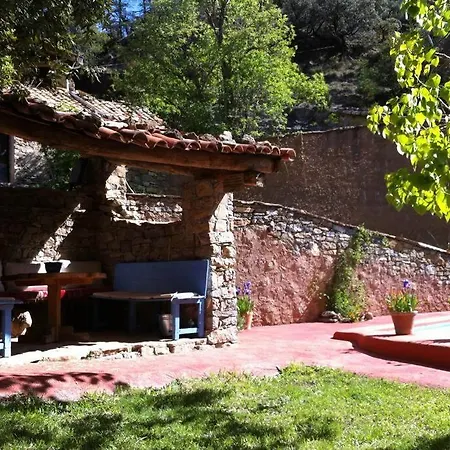 Chalet La Pegatera. Masia Envoltada De Bosc Ideal Per A Desconnectar